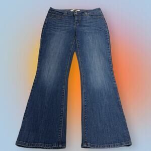 LEVI’S 526 Women’s 4 Short SLENDER BOOT Blue Jeans